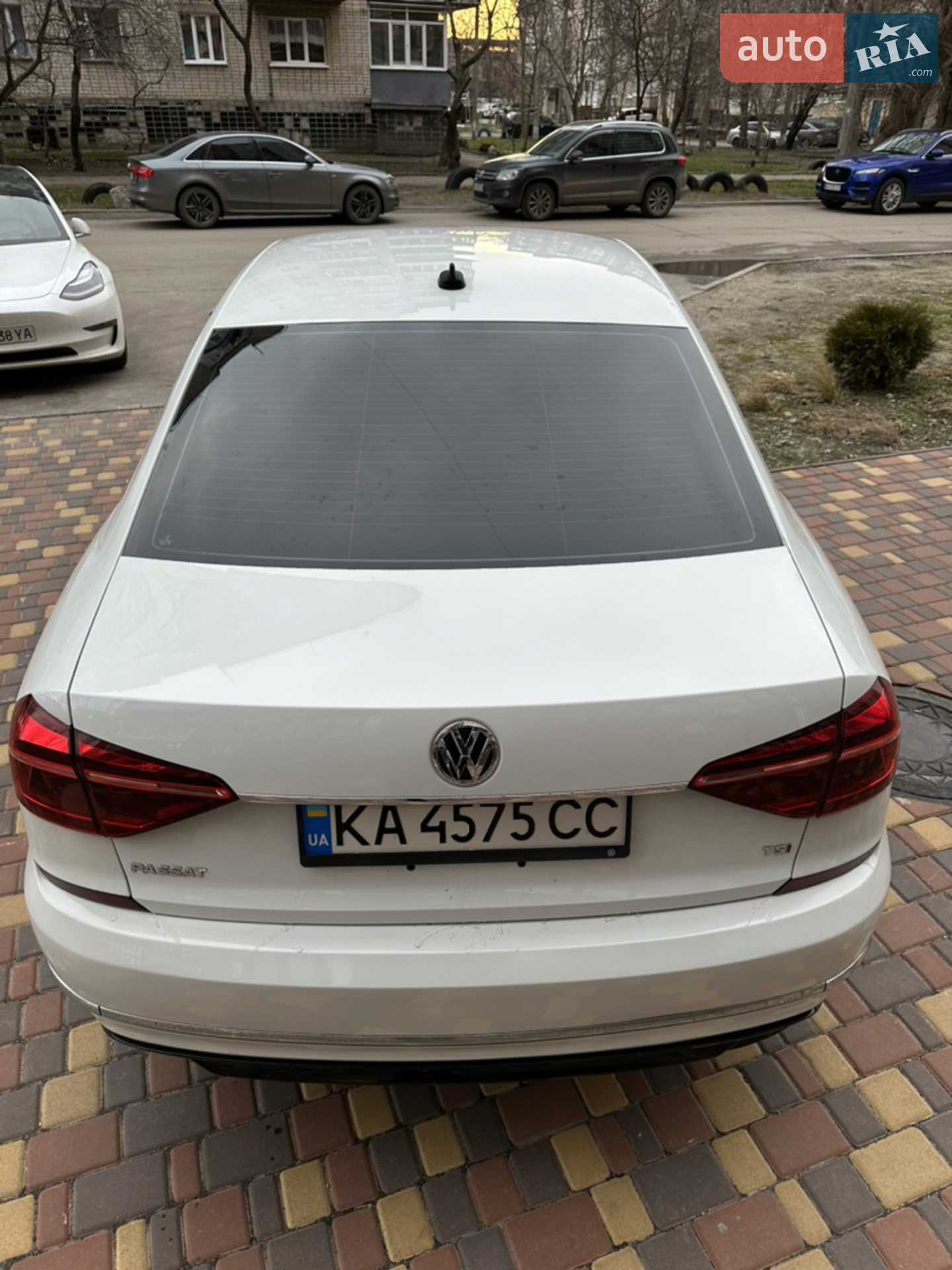 2017 Volkswagen Passat - мініатюра 12