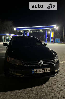 Седан Volkswagen Passat 2013 в Запоріжжі