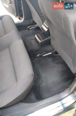 Седан Volkswagen Passat 2000 в Вижнице