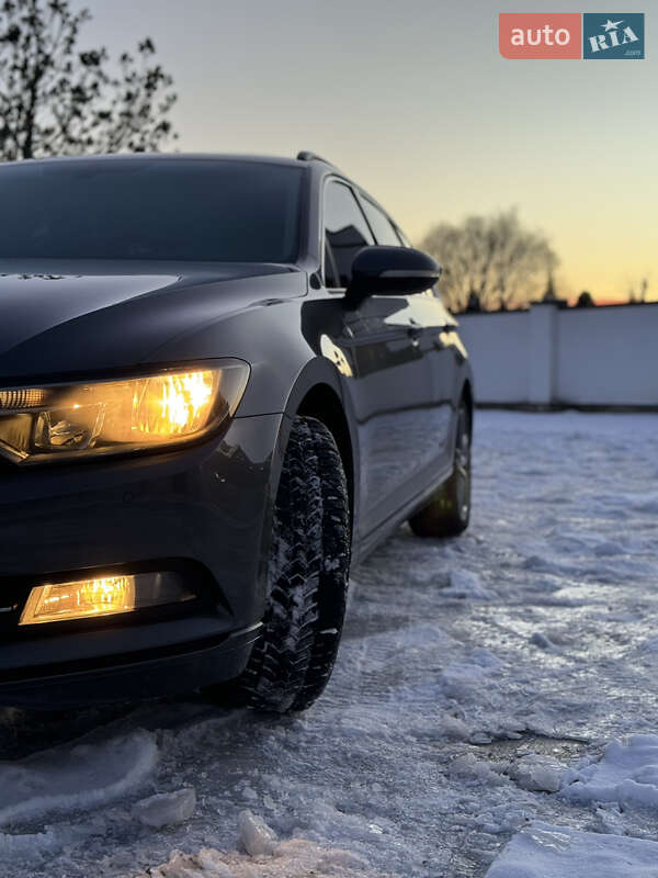 Универсал Volkswagen Passat 2016 в Львове фото 4 Универсал Volkswagen Passat 2016 в Львове