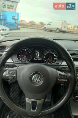 Седан Volkswagen Passat 2011 в Каменец-Подольском
