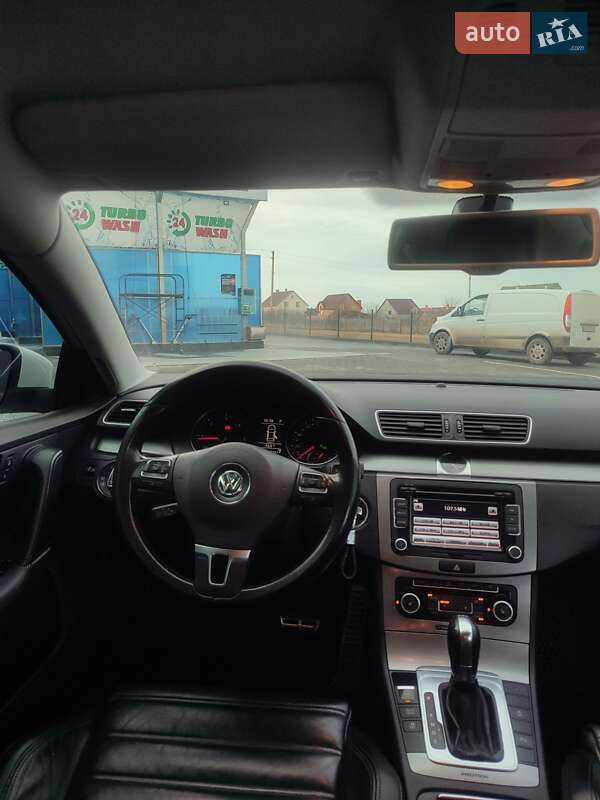 Седан Volkswagen Passat 2011 в Каменец-Подольском