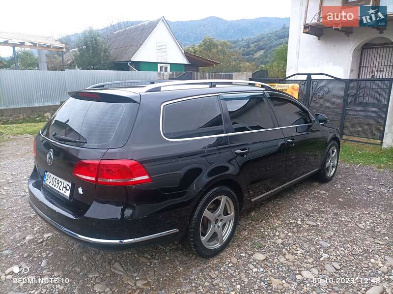 Універсал Volkswagen Passat 2011 в Міжгір'ї