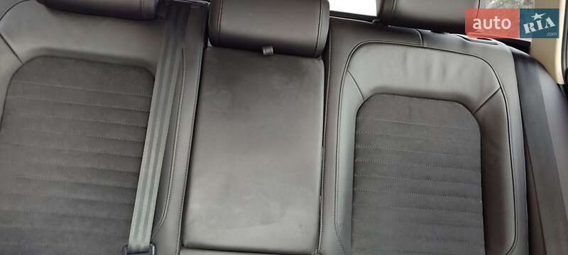 Універсал Volkswagen Passat 2017 в Вінниці