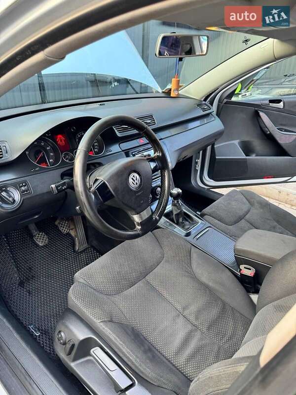 Седан Volkswagen Passat 2007 в Одессе