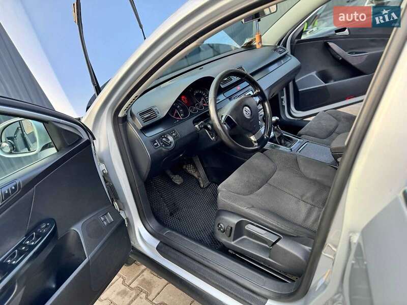 Седан Volkswagen Passat 2007 в Одессе