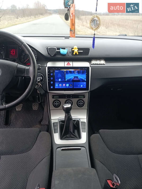 Універсал Volkswagen Passat 2007 в Мостиській
