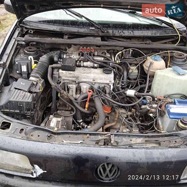 Универсал Volkswagen Passat 1990 в Харькове