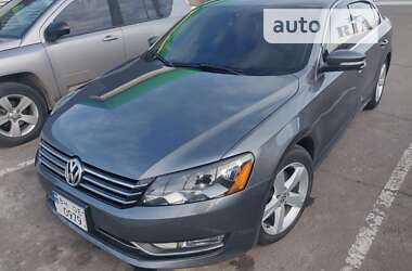 Volkswagen Passat 2013