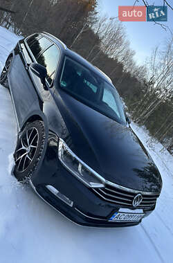 Универсал Volkswagen Passat 2018 в Ковеле