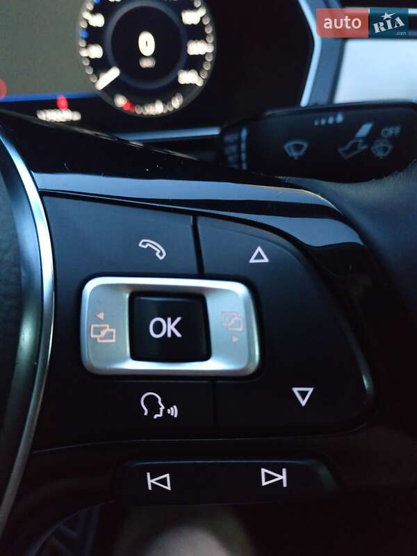 Седан Volkswagen Passat 2017 в Житомире