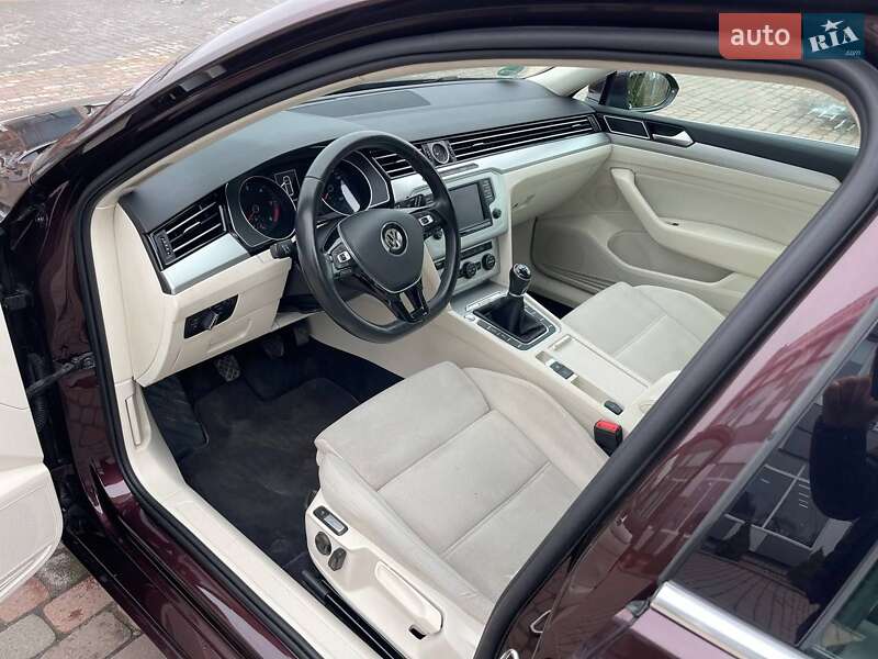 Универсал Volkswagen Passat 2015 в Сарнах