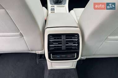 Универсал Volkswagen Passat 2015 в 