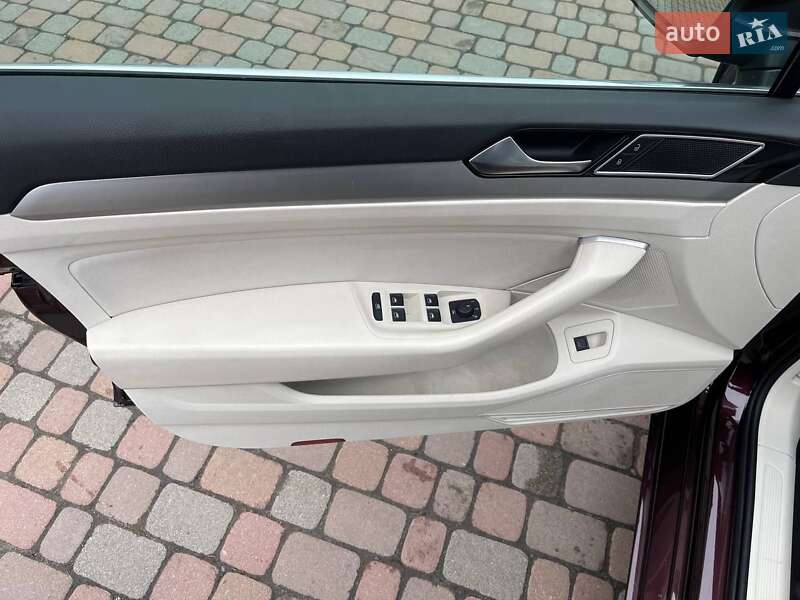 Универсал Volkswagen Passat 2015 в Сарнах