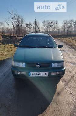 Универсал Volkswagen Passat 1994 в Червонограде