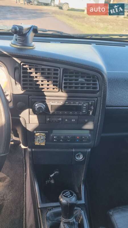 Універсал Volkswagen Passat 1994 в Шептицькому