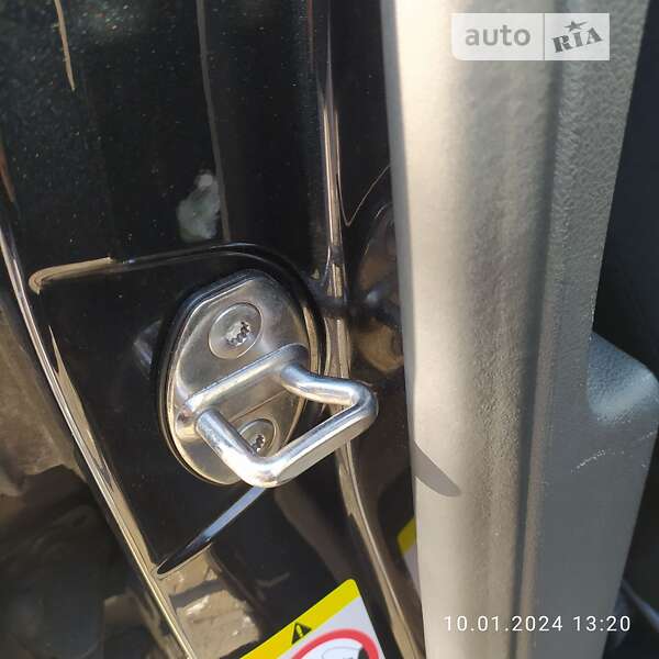 Універсал Volkswagen Passat 2009 в Миколаєві