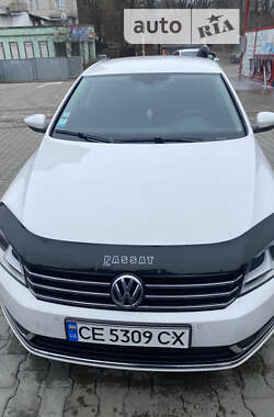 Седан Volkswagen Passat 2014 в Чернівцях