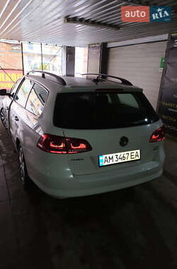 Универсал Volkswagen Passat 2013 в Житомире