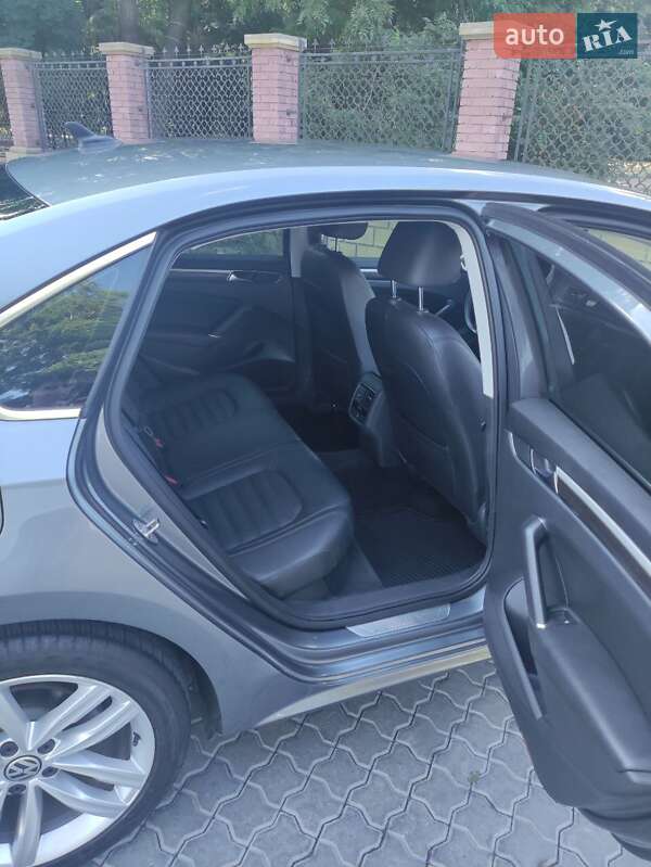 Седан Volkswagen Passat 2018 в Одесі