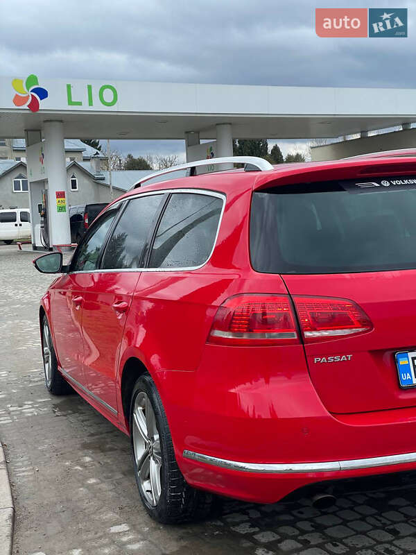 Універсал Volkswagen Passat 2013 в Самборі