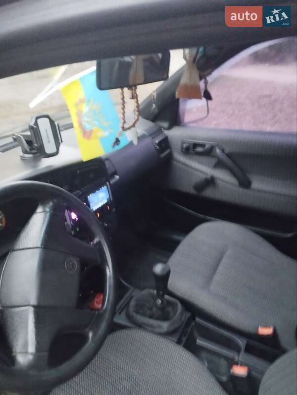 Седан Volkswagen Passat 1992 в Хмельницком