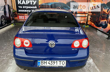 Седан Volkswagen Passat 2007 в Роздільній