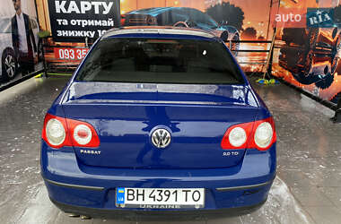 Седан Volkswagen Passat 2007 в Роздільній