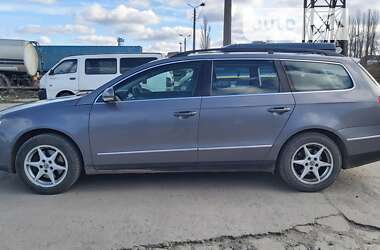 Універсал Volkswagen Passat 2007 в Миколаєві