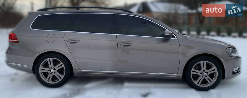 Универсал Volkswagen Passat 2011 в Полтаве