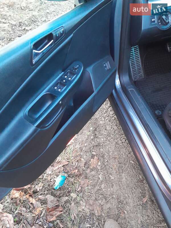 Универсал Volkswagen Passat 2007 в Кельменцах