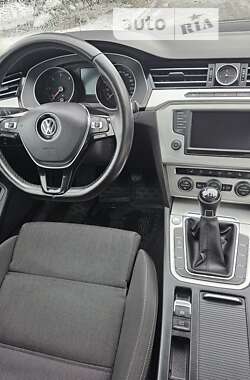Универсал Volkswagen Passat 2015 в 