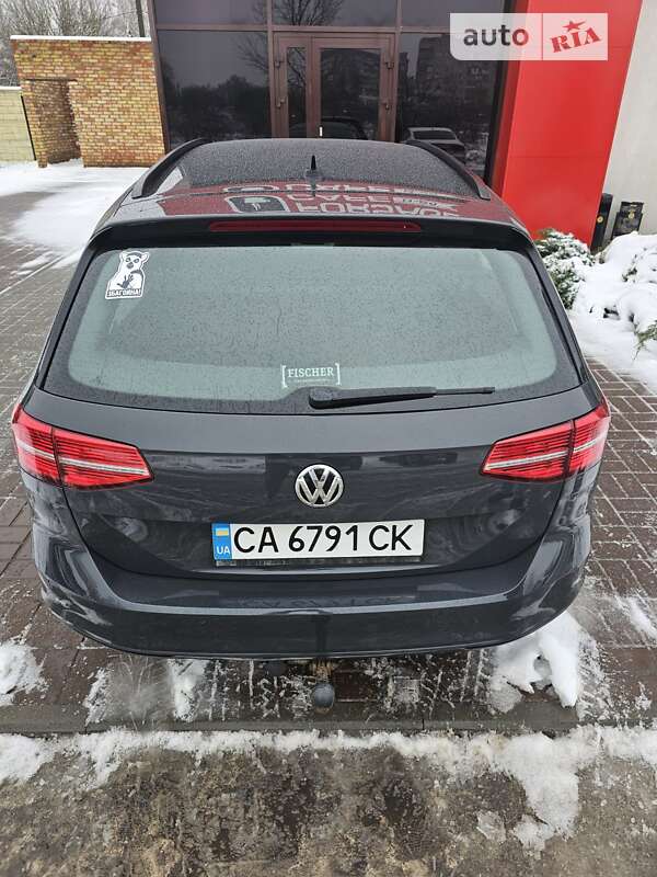 Универсал Volkswagen Passat 2015 в Золотоноше