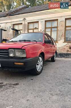 Универсал Volkswagen Passat 1986 в Изяславе