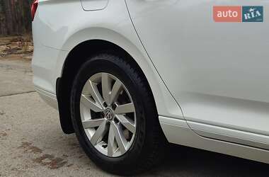 Универсал Volkswagen Passat 2017 в 