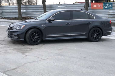 Седан Volkswagen Passat 2016 в 