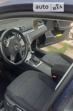 Седан Volkswagen Passat 2011 в 