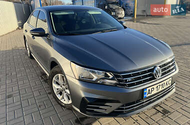 Седан Volkswagen Passat 2016 в Запорожье