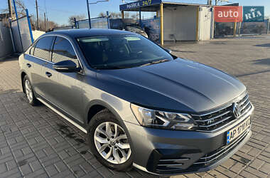 Седан Volkswagen Passat 2016 в Запорожье