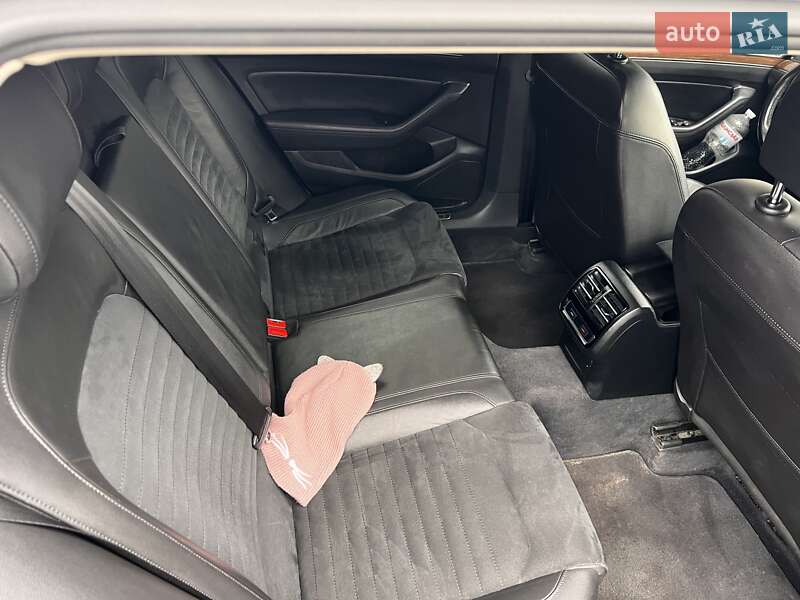 Универсал Volkswagen Passat 2018 в Львове