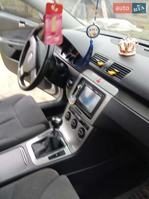 Универсал Volkswagen Passat 2005 в Львове