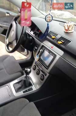 Универсал Volkswagen Passat 2005 в 
