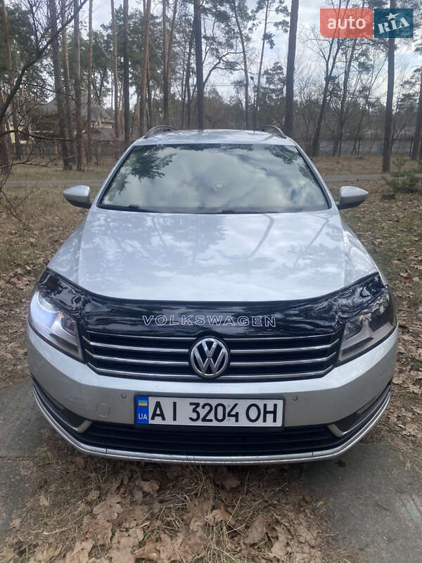Универсал Volkswagen Passat 2012 в Киеве фото 5 Универсал Volkswagen Passat 2012 в Киеве