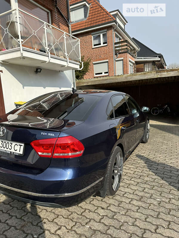 Седан Volkswagen Passat 2013 в Киеве фото 2 Седан Volkswagen Passat 2013 в Киеве