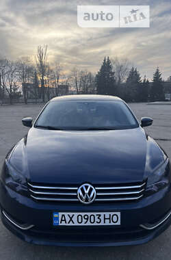 Седан Volkswagen Passat 2013 в Лозовій