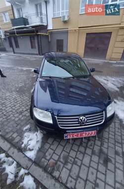 Седан Volkswagen Passat 2003 в Заставной