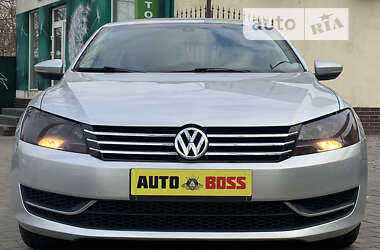 Седан Volkswagen Passat 2012 в Николаеве