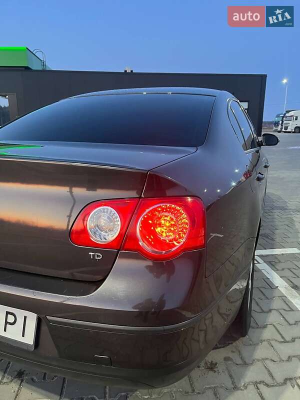 Седан Volkswagen Passat 2008 в Броварах