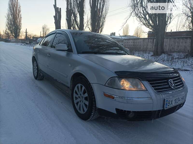 Седан Volkswagen Passat 2001 в Городенке