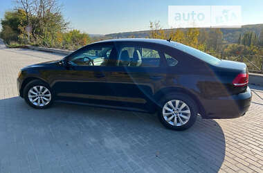 Седан Volkswagen Passat 2013 в Львове